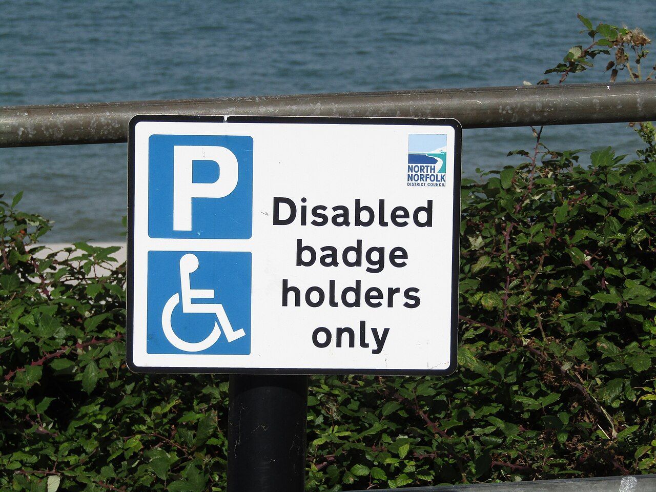 -2018-09-06 Disabled parking sign, East Cliff car park, Sheringham